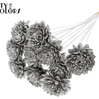 QC Shola Wooden Zinnia on a stick | Colour: Platinum-coloured | Shola Zinnia Flower Stake | Flower diameter 6 centimetres | Stake length ± 50 centimetres | 10 stakes per bunch