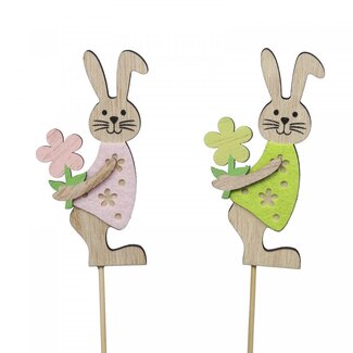 4A Wooden Hare Stick | Colour: Pink and Green | Length ± 20 centimetres | Hare height 8 centimetres | Per 10 sticks