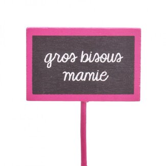 4A Chalkboard Cake Topper "Big Kisses Grandma" | Colour: Pink | Width 5.5 centimetres | Height 3.5 centimetres | Cake topper length ± 15 centimetres | Per 25 toppers