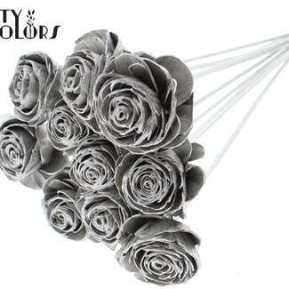 QC Shola Roos op stok | Kleur: Platinakleurig | Shola Beauty Rose | Diameter 6 centimeter | Lengte ± 50 centimeter | 10 bijstekers per bos | Per bos