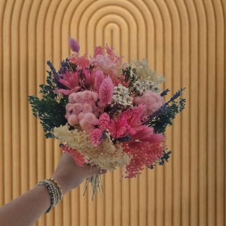 MyFlowers Trockenblumenstrauß Fantasy Rosa | Länge ± 35 Zentimeter | Mit rosa, weißen und grünen Trockenblumen