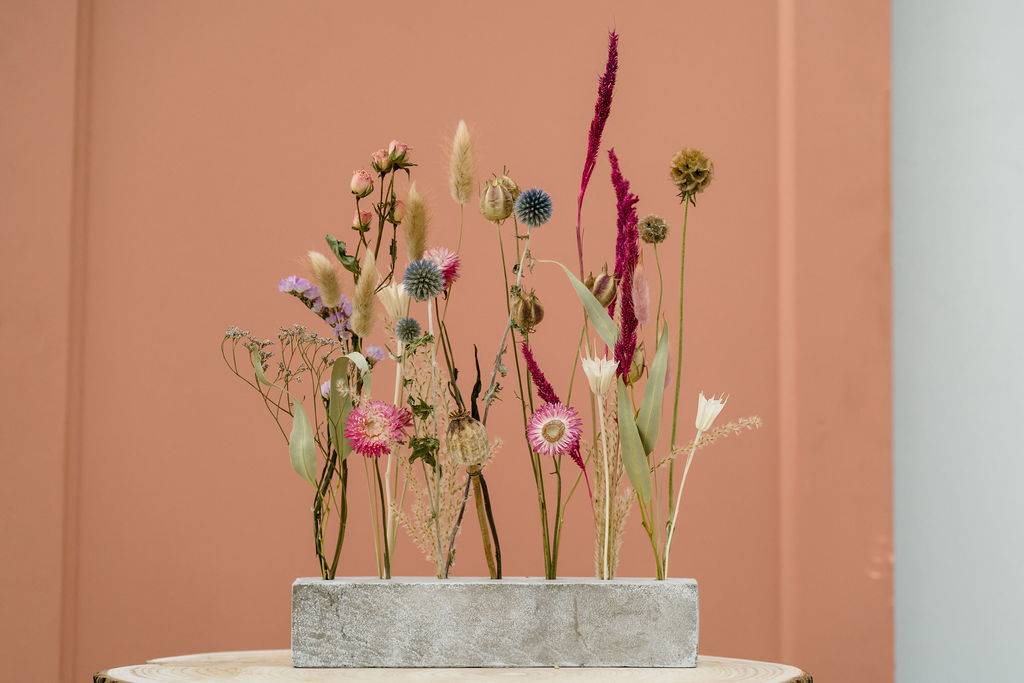 NATUURLIJKE SFEER MET DROOGBLOEMEN