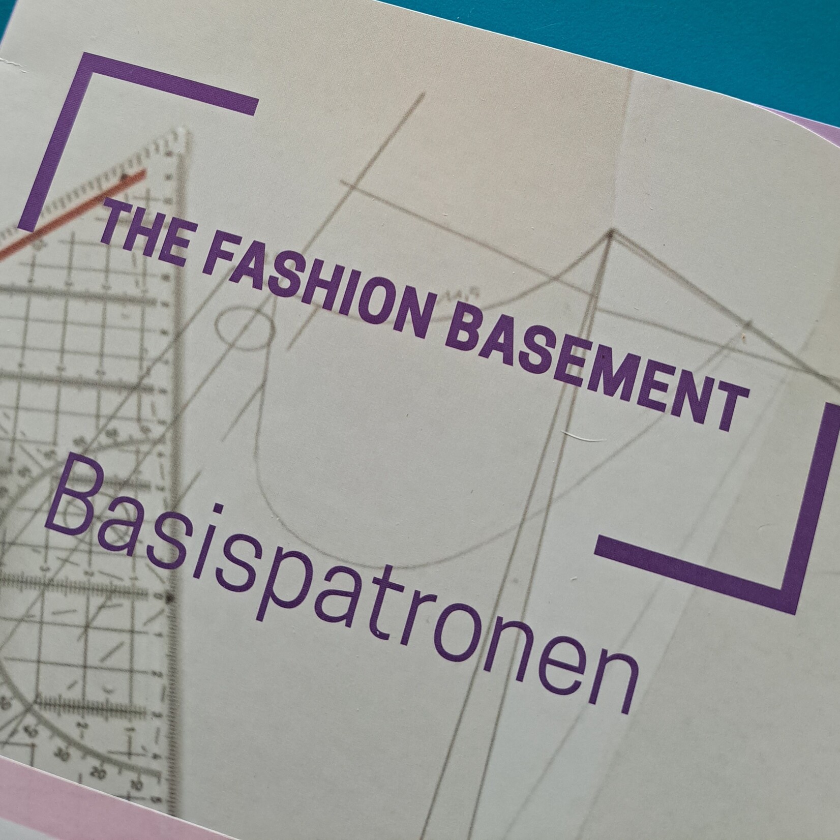 The Fashion Basement Basiscorsage 34-46