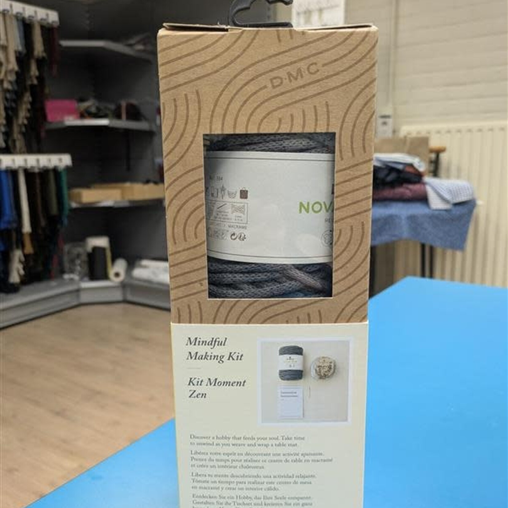 DMC Borduurpakket - Mindful Making - De Wind Laag Tafelmat Kit