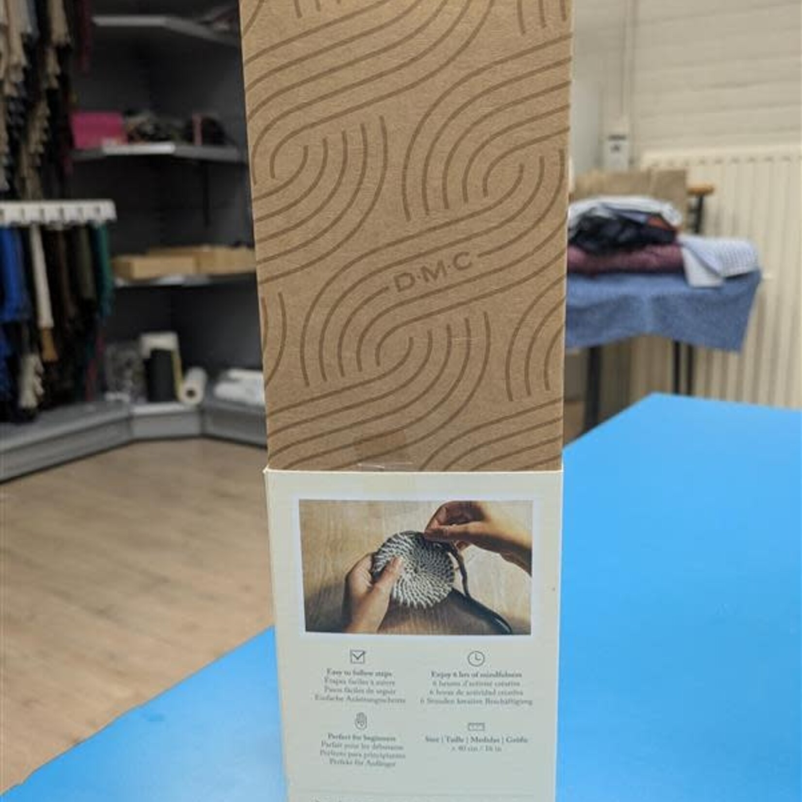 DMC Borduurpakket - Mindful Making - De Wind Laag Tafelmat Kit