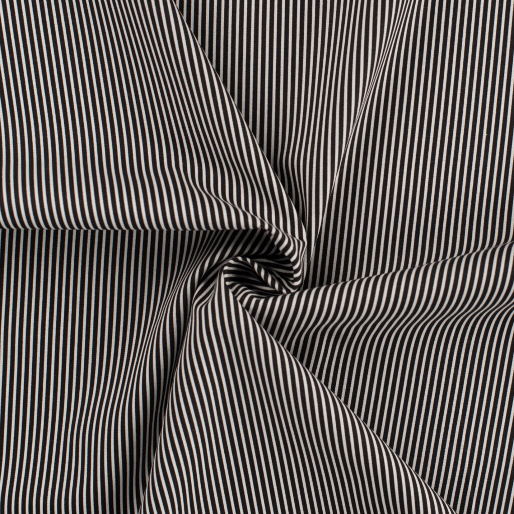 Daisy stripe black white