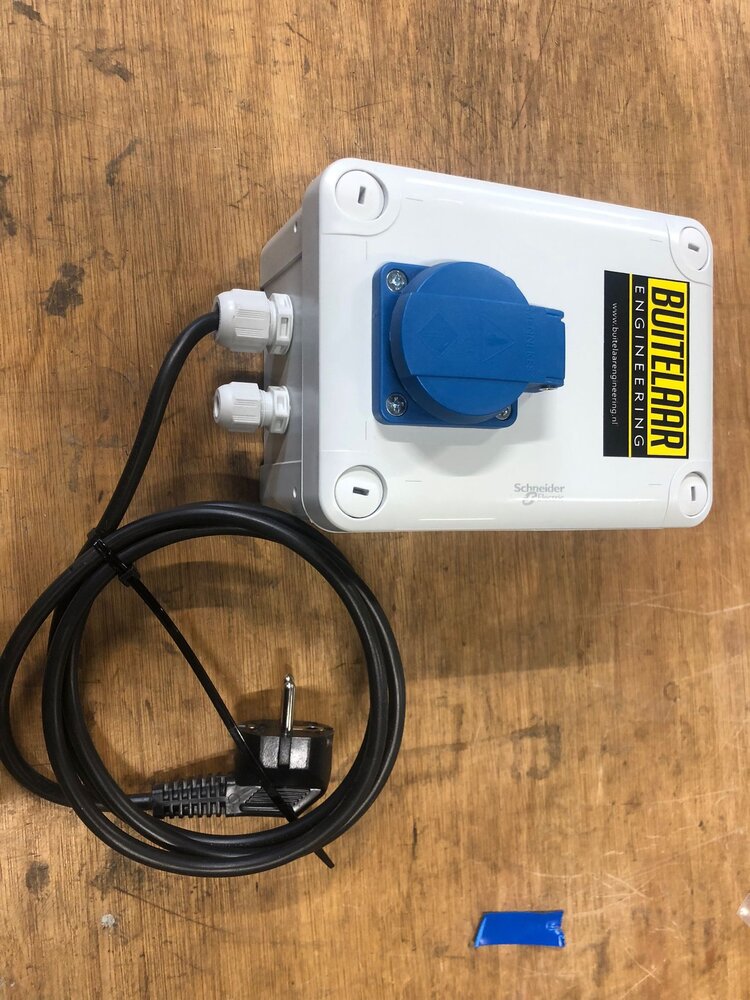 230 volt schakeling voor 24 volt thermostaat 230 volt schakeling voor 24 volt thermostaat