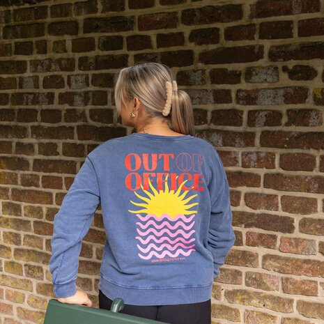 Trui out of office blauw