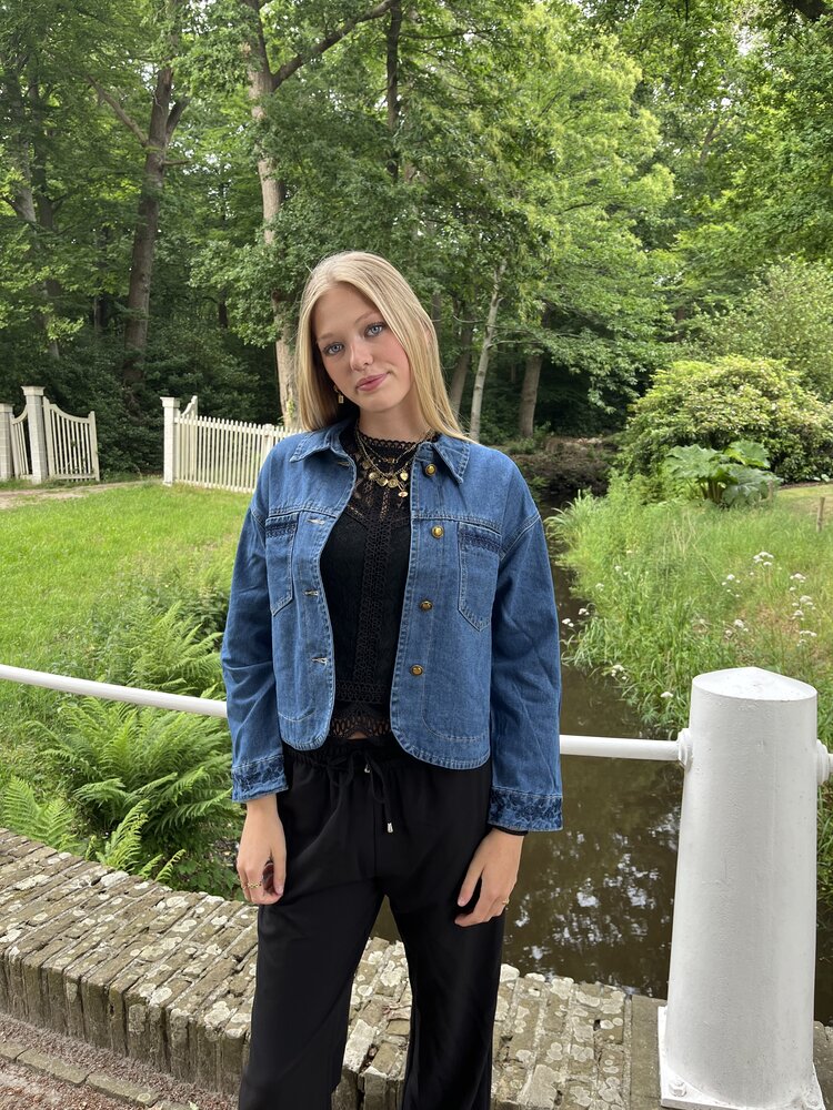 Spijkerjasje Juna