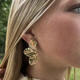 Halve bloem oorbel goud Halve bloem oorbel goud