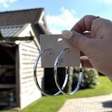 Hoops oorbel zilver