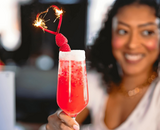 Mocktail voor oud & nieuw: Midnight Raspberry Fizz