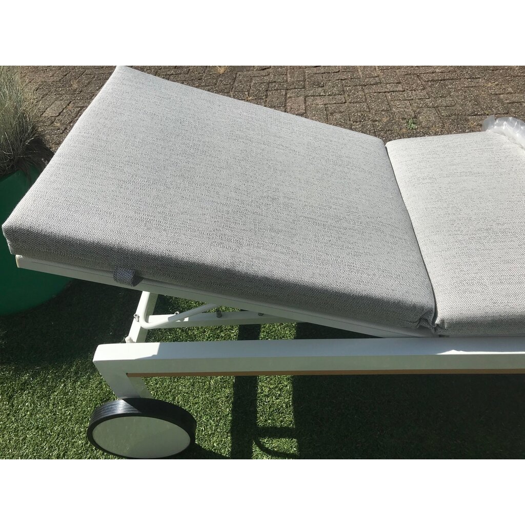 Ligbedshop Sunbrella strak ligbedkussens standaard dikte 6cm