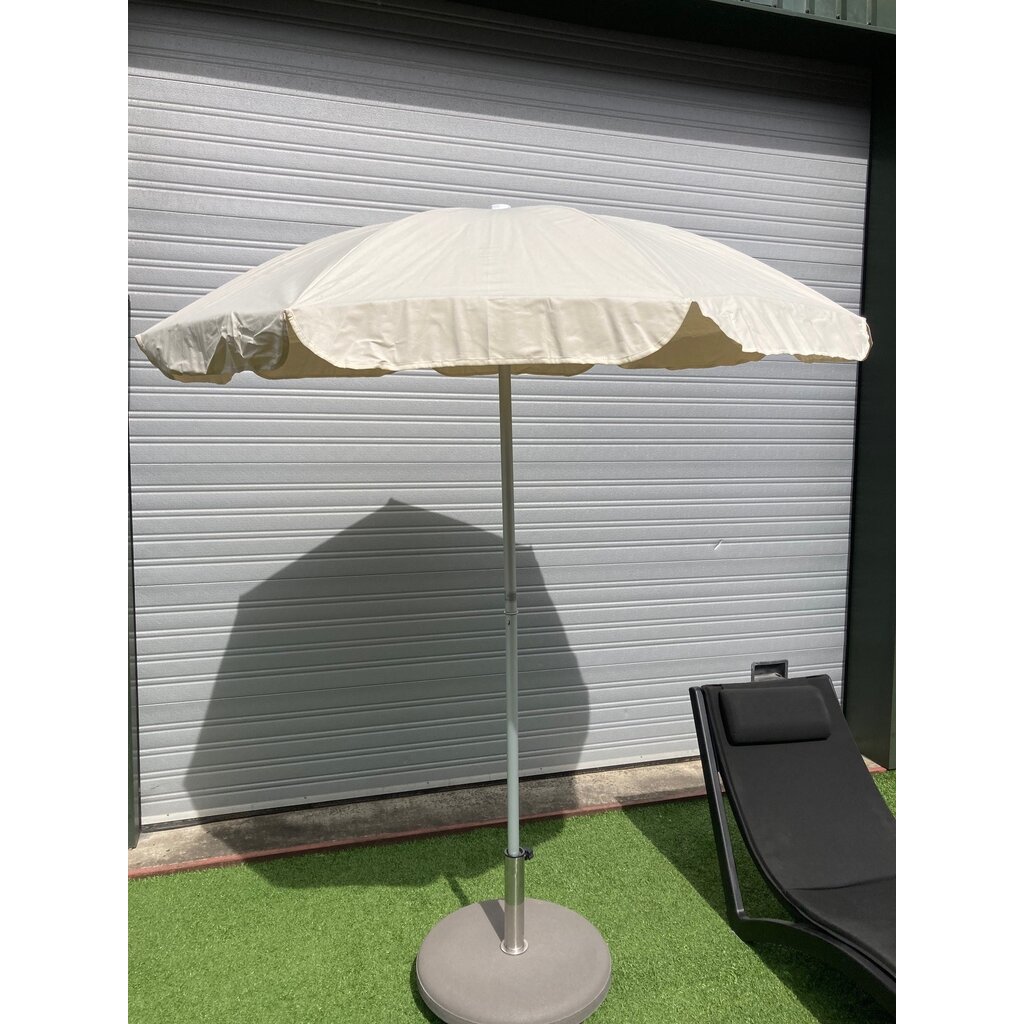 Ligbedshop Lusso parasol met ecru doek en aluminium staander