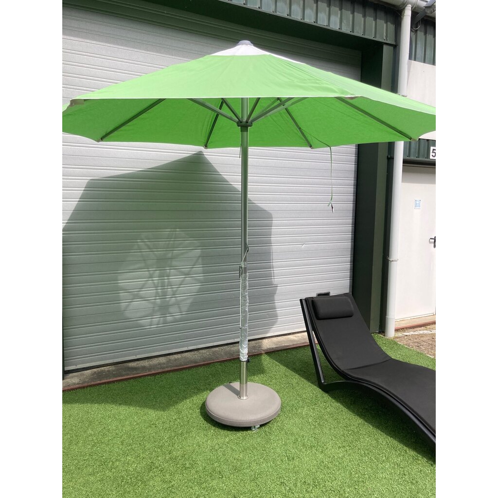 Grosfillex Parasol Batyline 300 rond special SALE