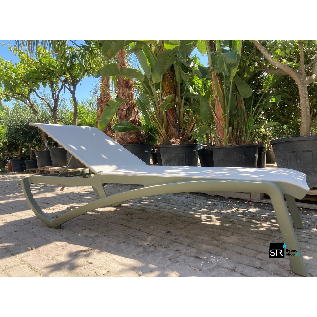 Grosfillex Ligbed Sunset XL composiet frame met aluminium ECO Green