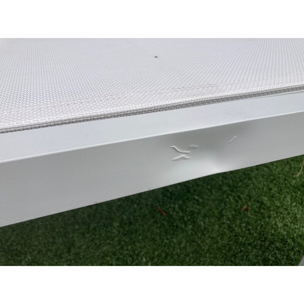 Ligbedshop Aluminium hoog ligbed Martinez met buitenkussen