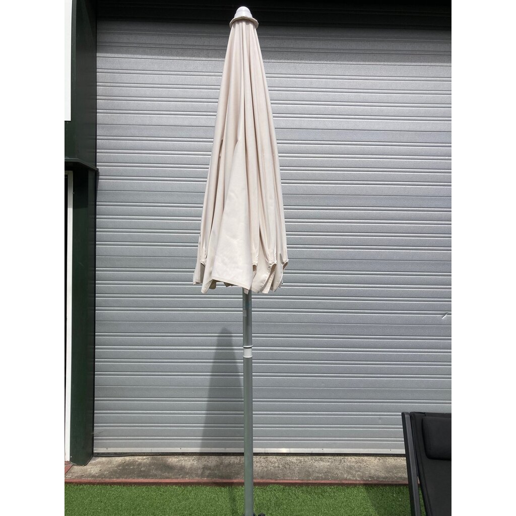 Ligbedshop Prestige parasol met ecru doek en aluminium staander