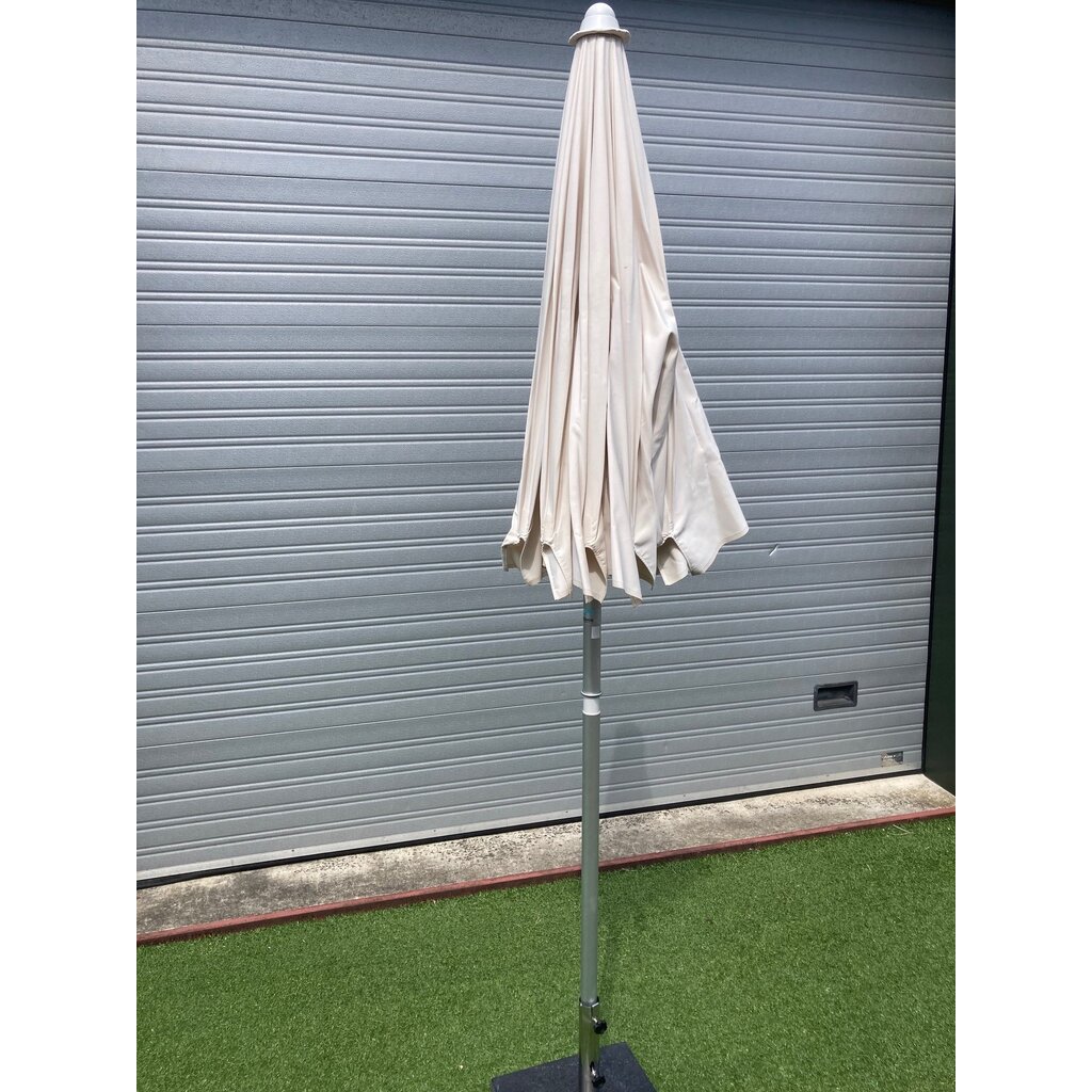 Ligbedshop Prestige parasol met ecru doek en aluminium staander