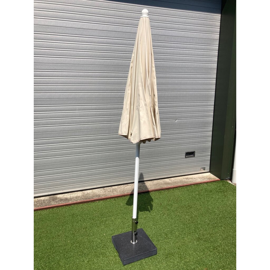 Grosfillex Pool parasol met ecru doek en witte aluminium staander
