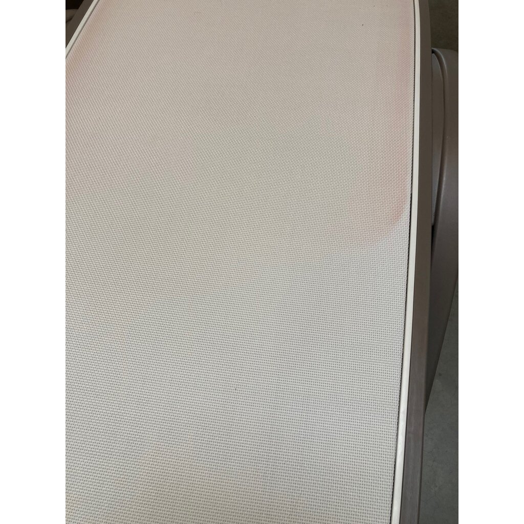 Nardi Ligbed Omega gekleurd frame - textileen extra hoog