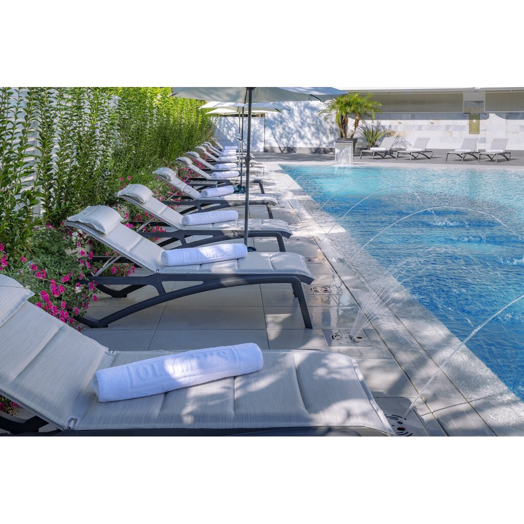 Grosfillex Ligbed Sunset comfort XL met nekkussen