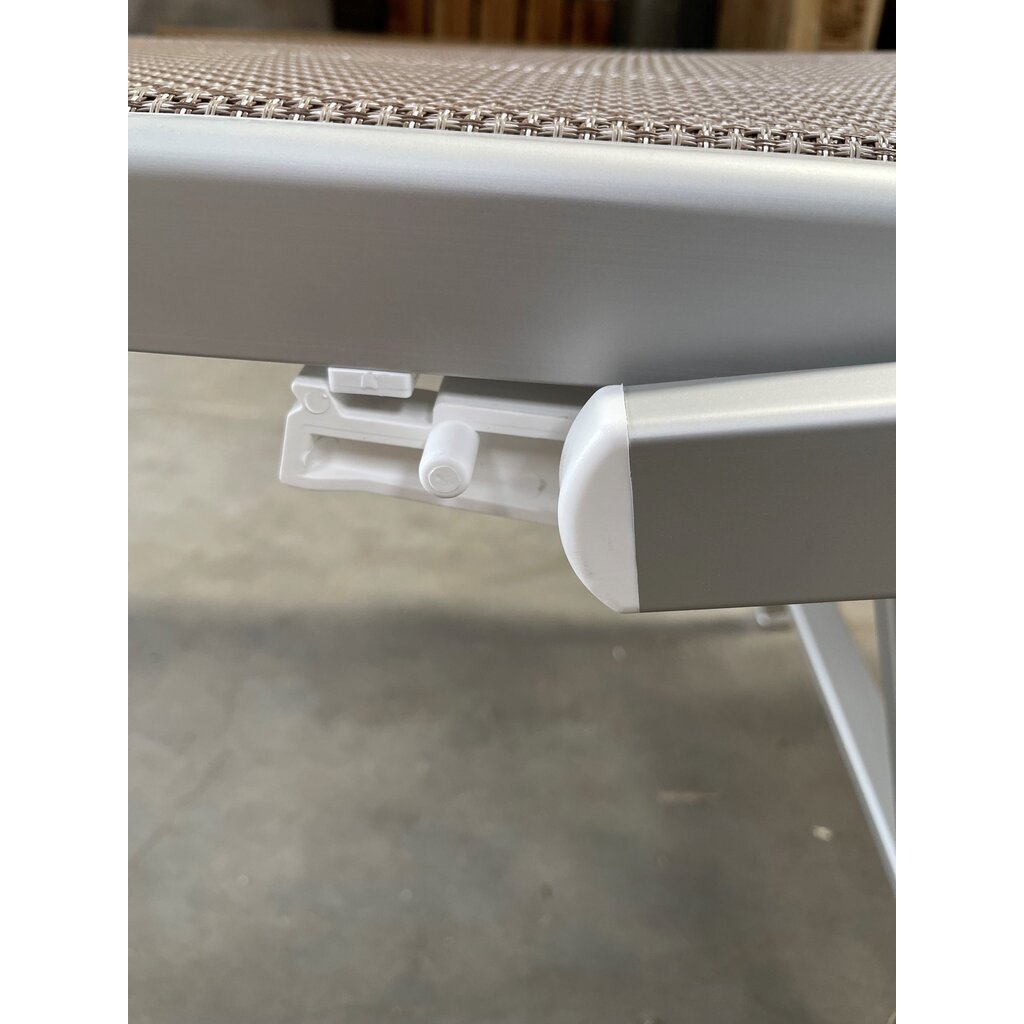 Ramberti Inklapbaar Italiaans ligbed T3 aluminium met luifel