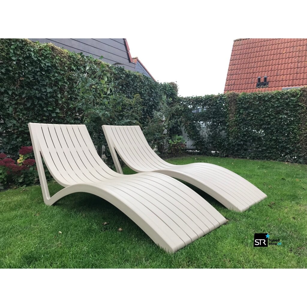 Siesta Ligbed Slim geheel weersbestendig kunststof  SALE