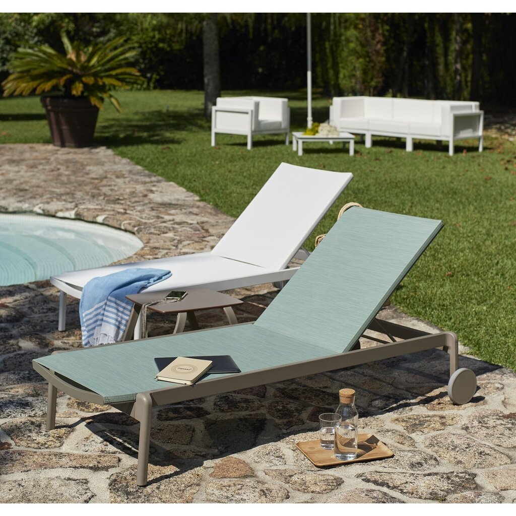 Ezpeleta Aluminium ligbed Lago met textileen en grote wielen