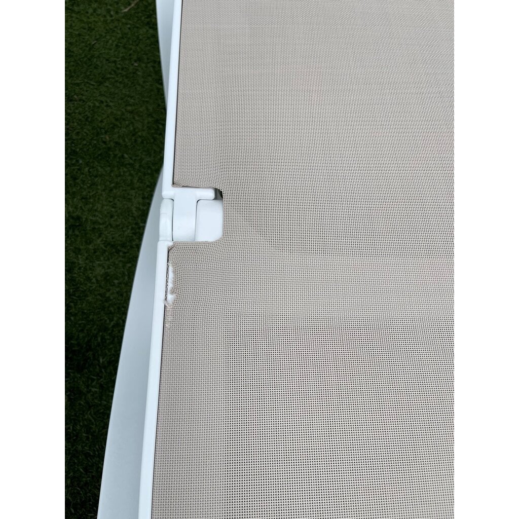Siesta Ligbed Pacific Ocean wit frame met taupe textileen SALE