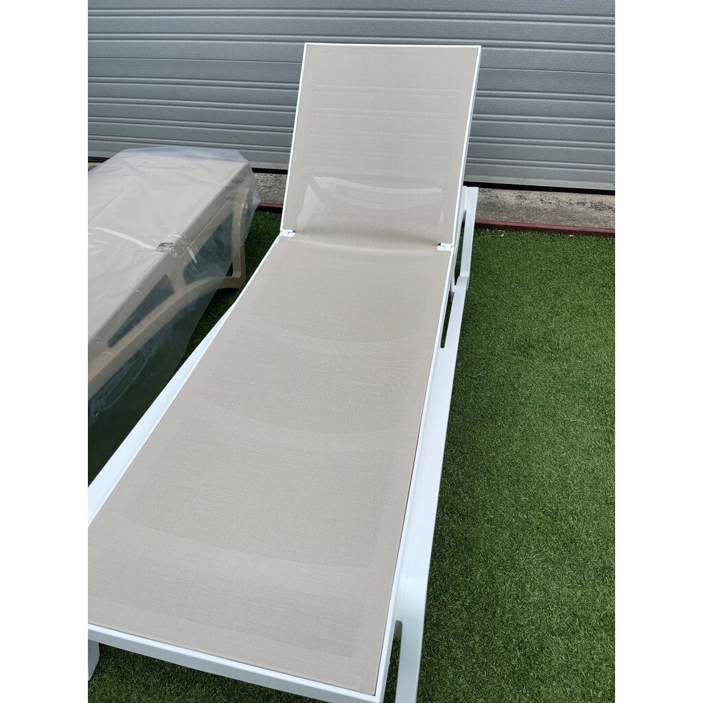 Siesta Ligbed Pacific Ocean wit frame met taupe textileen SALE