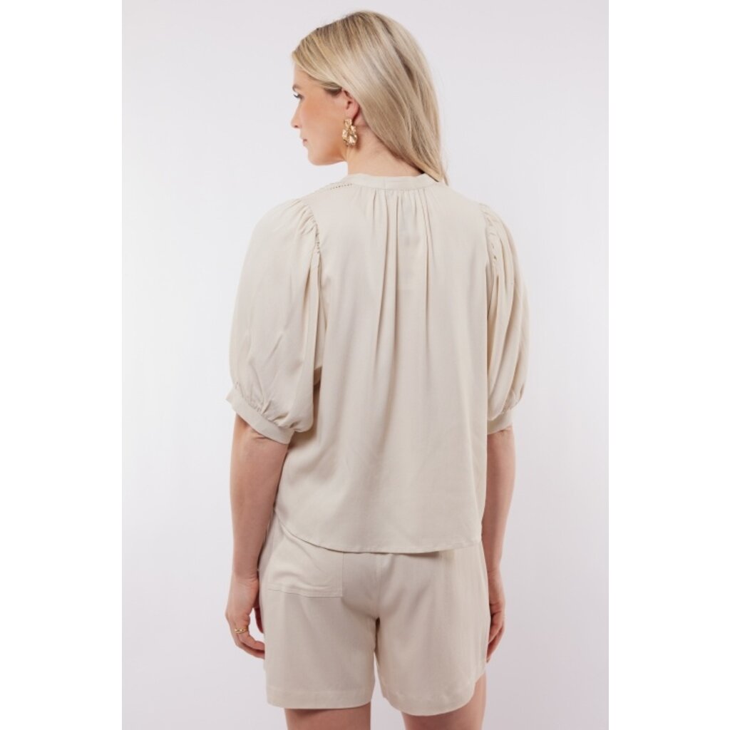 C&S the label Top Bologna Sand