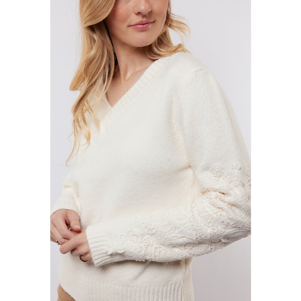 C&S the label Trui Katja Wool White