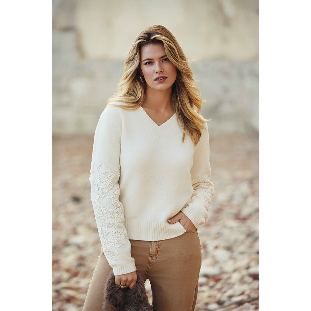 C&S the label Trui Katja Wool White