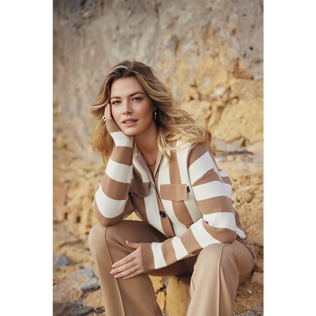 C&S the label Vest Cecilla Camel