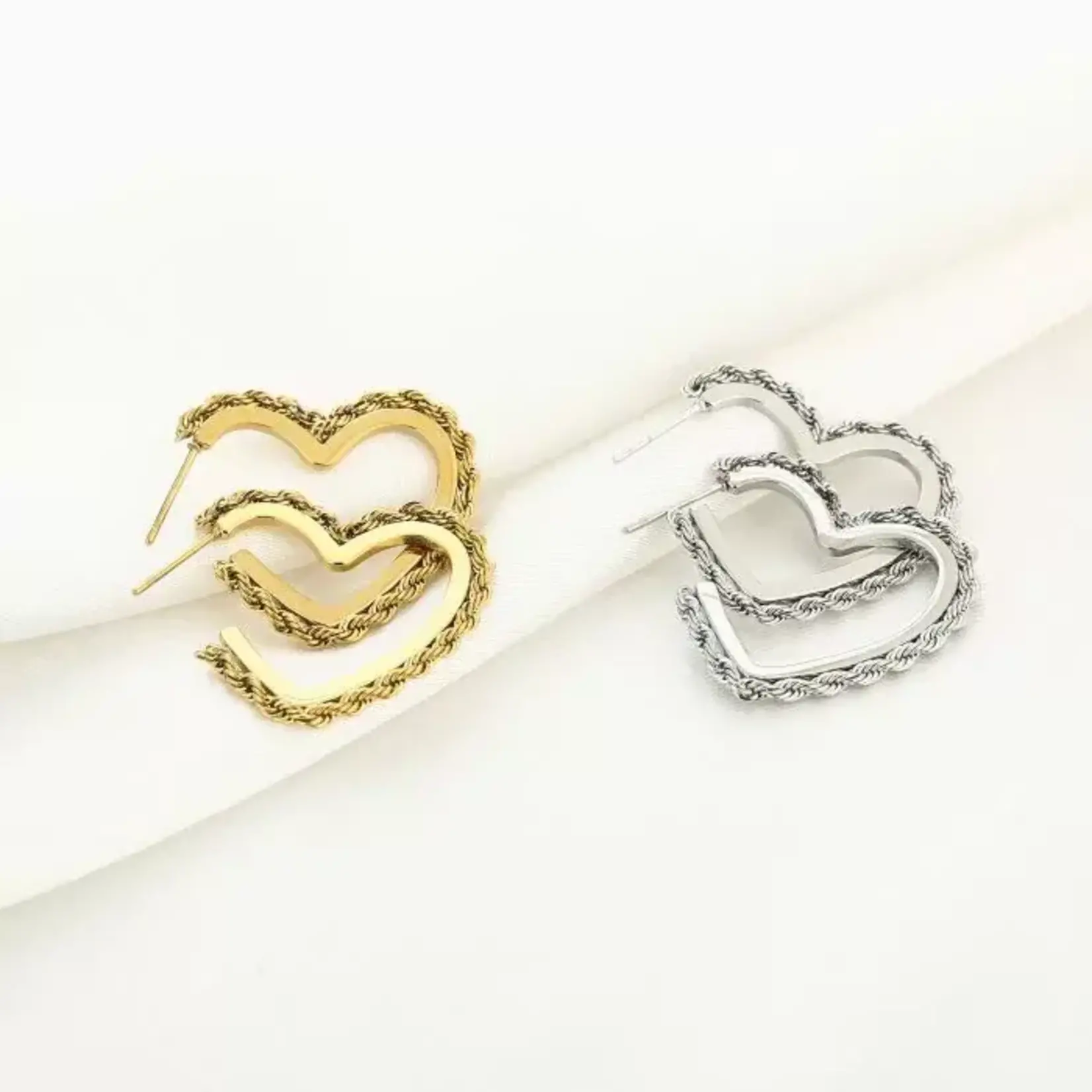 More the Firm Oorbellen heart cord L