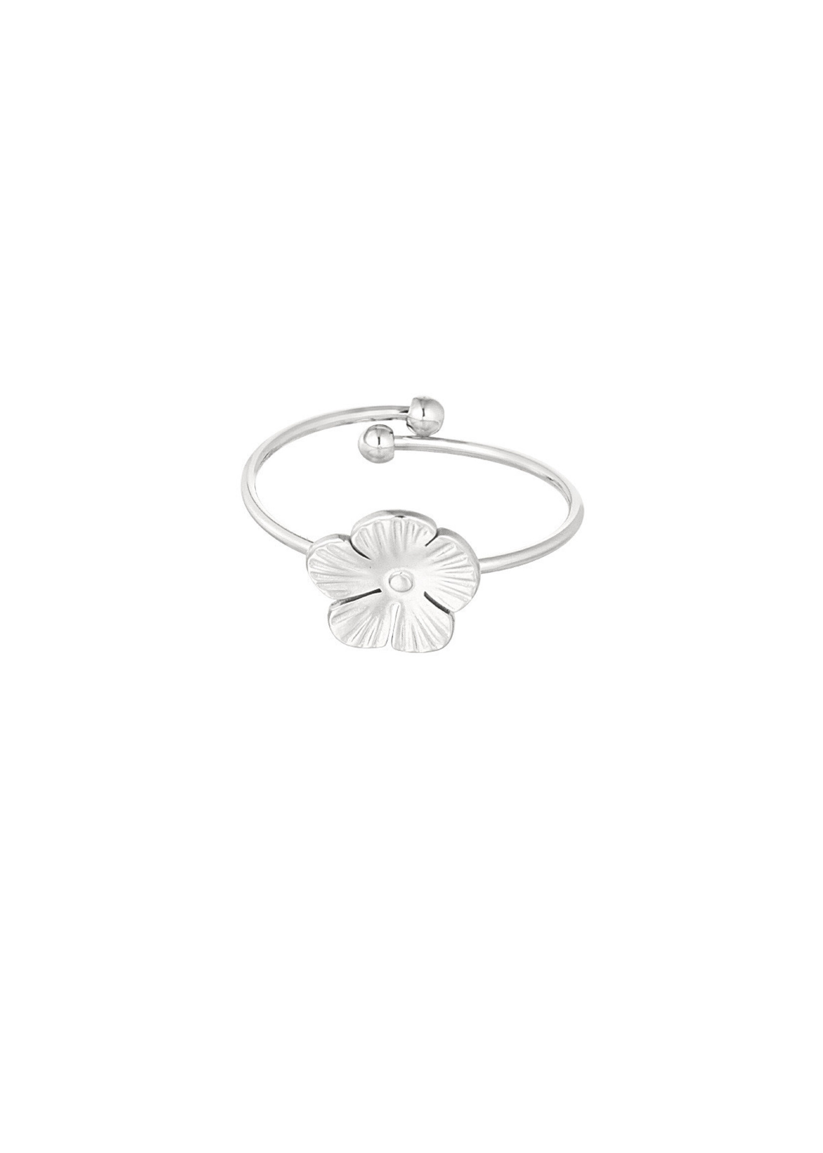 Flo Boutique Ring lovely flower