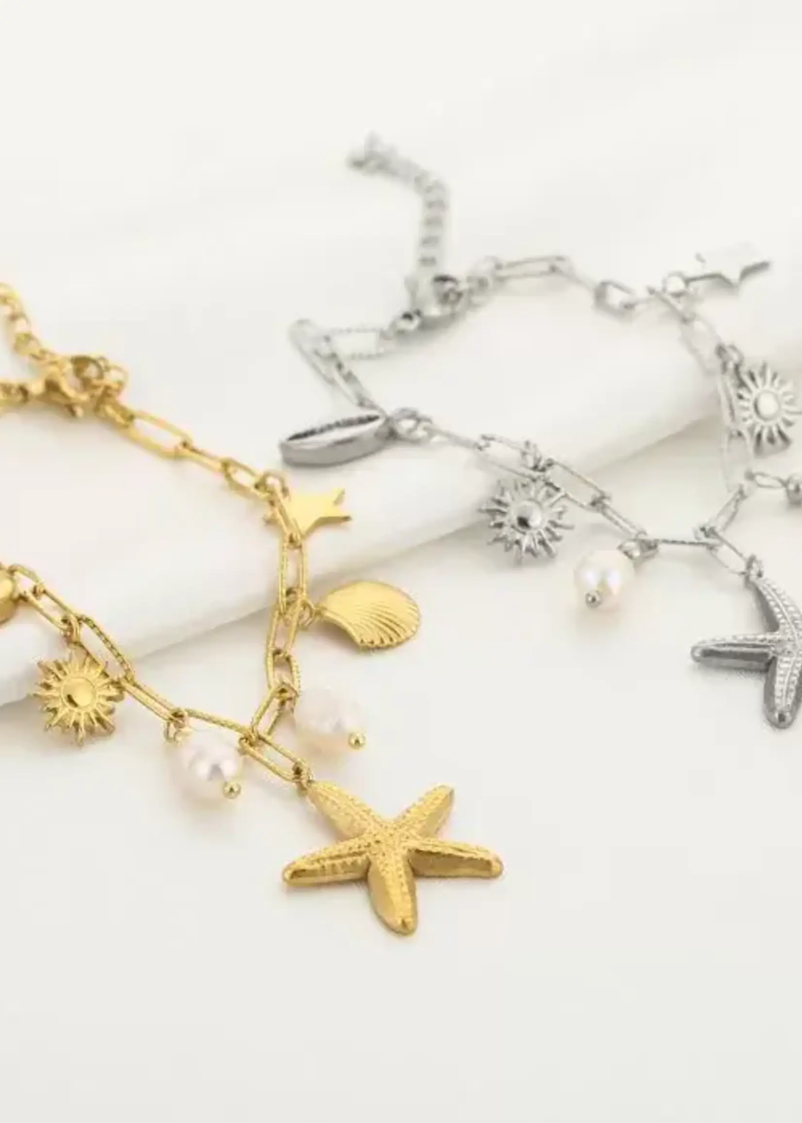 More the Firm Bedelarmband Beach Life Goud