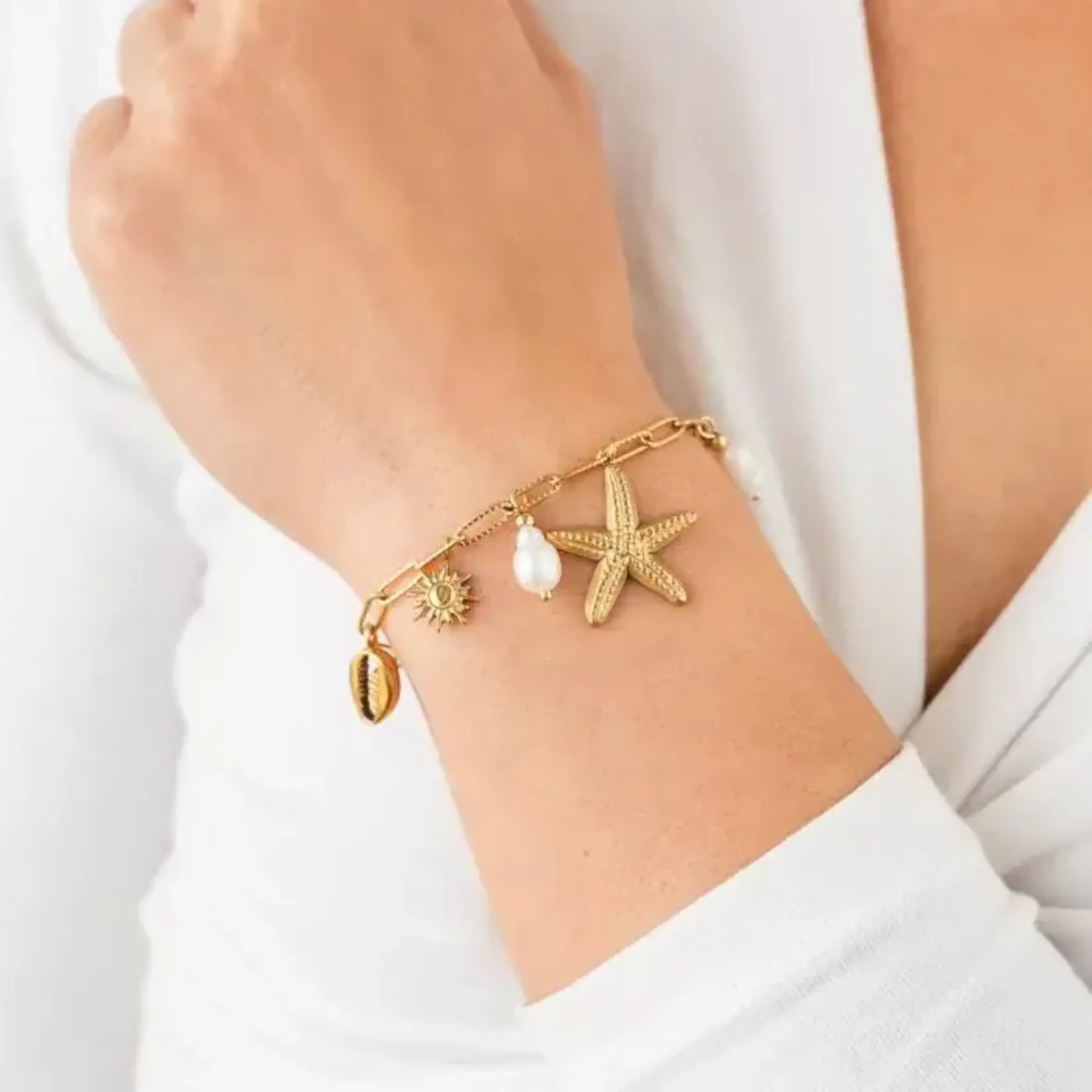 More the Firm Bedelarmband Beach Life Goud