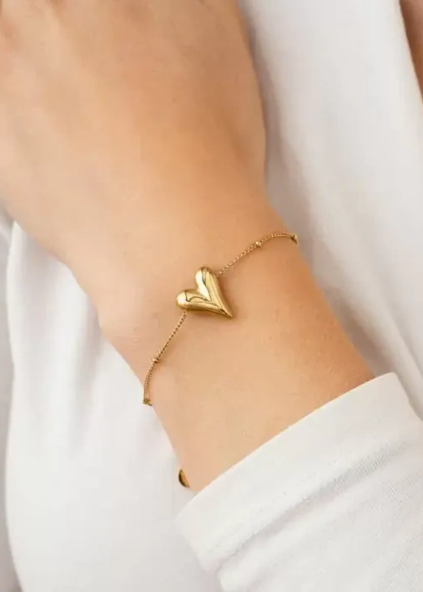 More the Firm Armband massive love