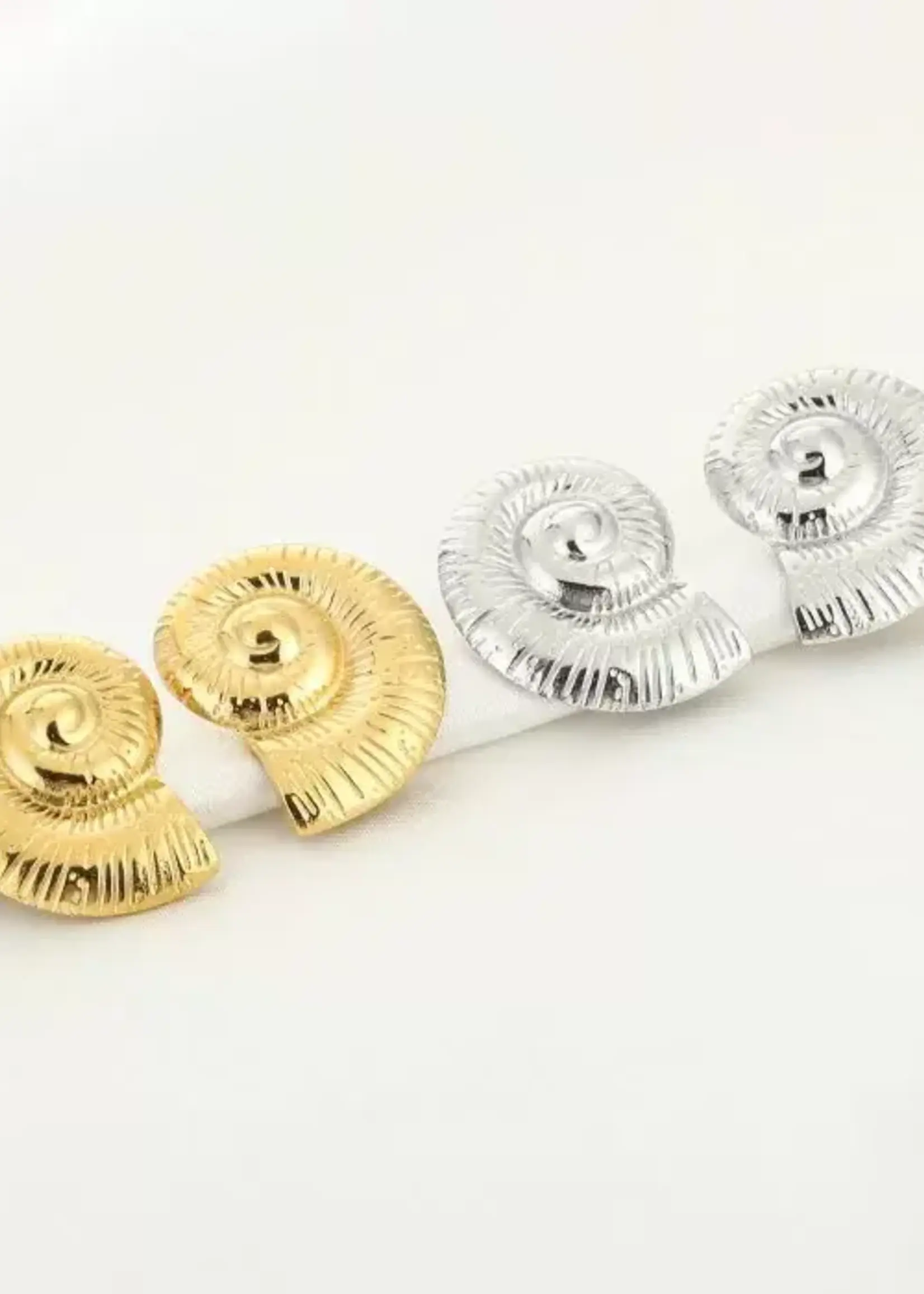 Flo Boutique Oorbellen Shell