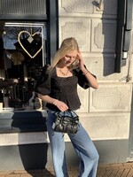 Flo Boutique Top Blossom Black