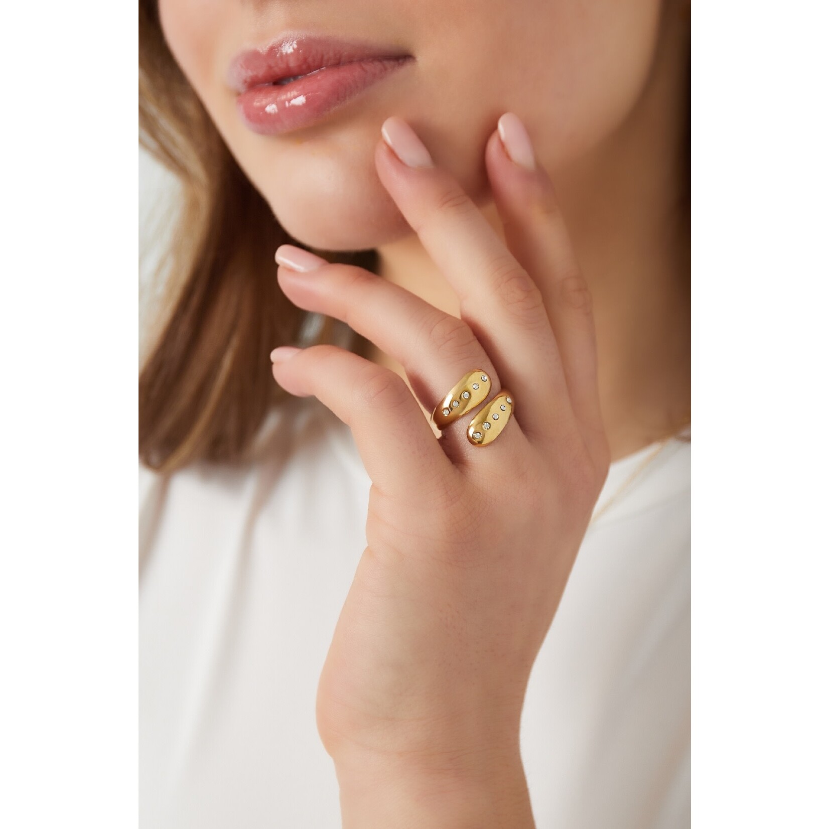More the Firm Ring Soft Glow
