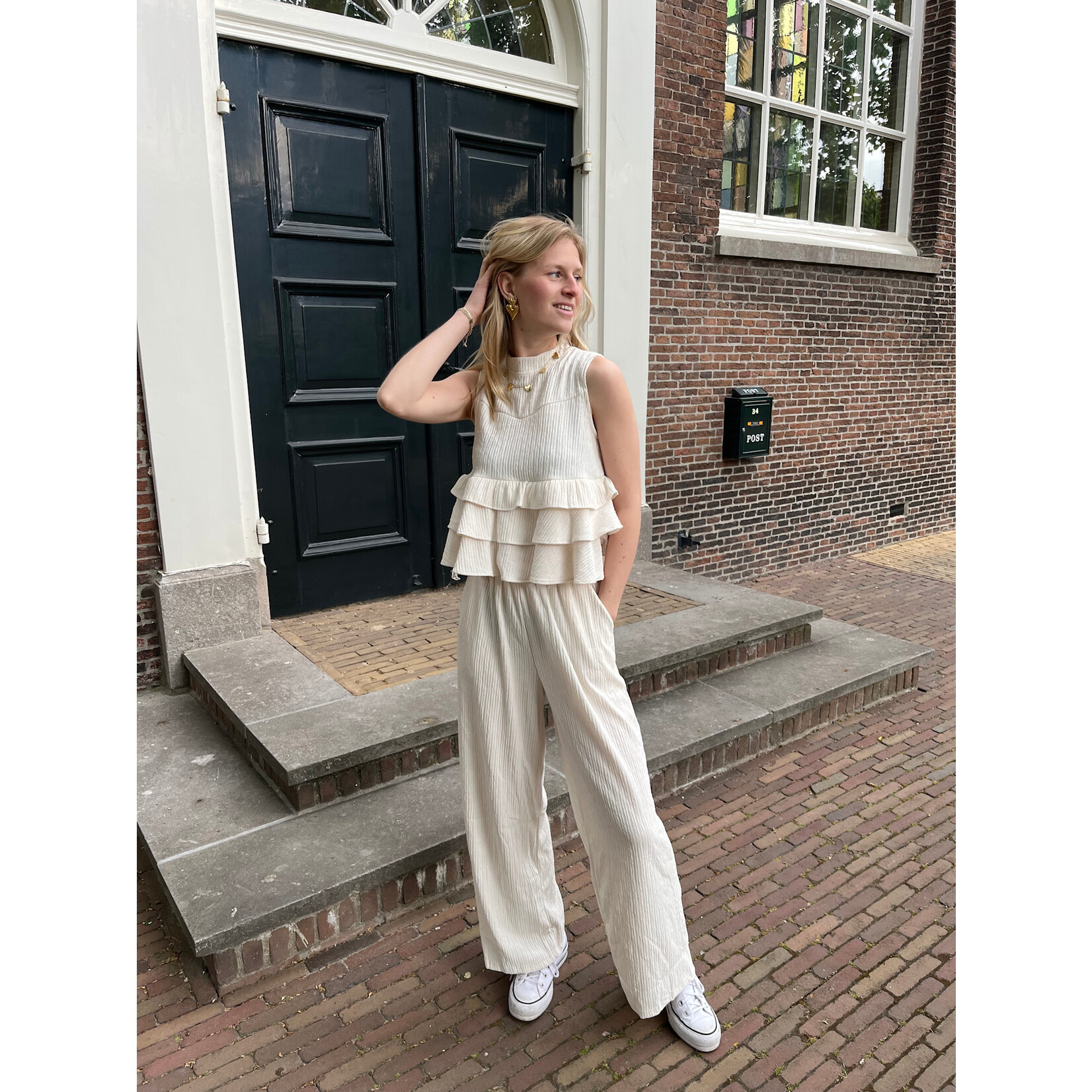 Flo Boutique Top July Beige
