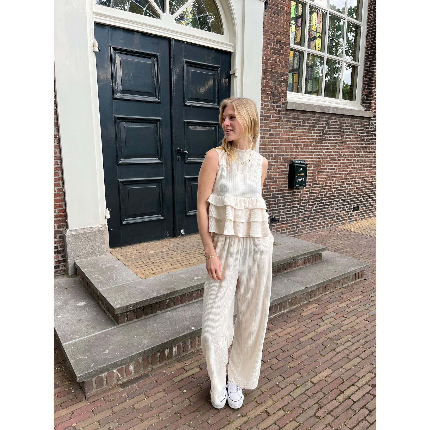 Flo Boutique Top July Beige
