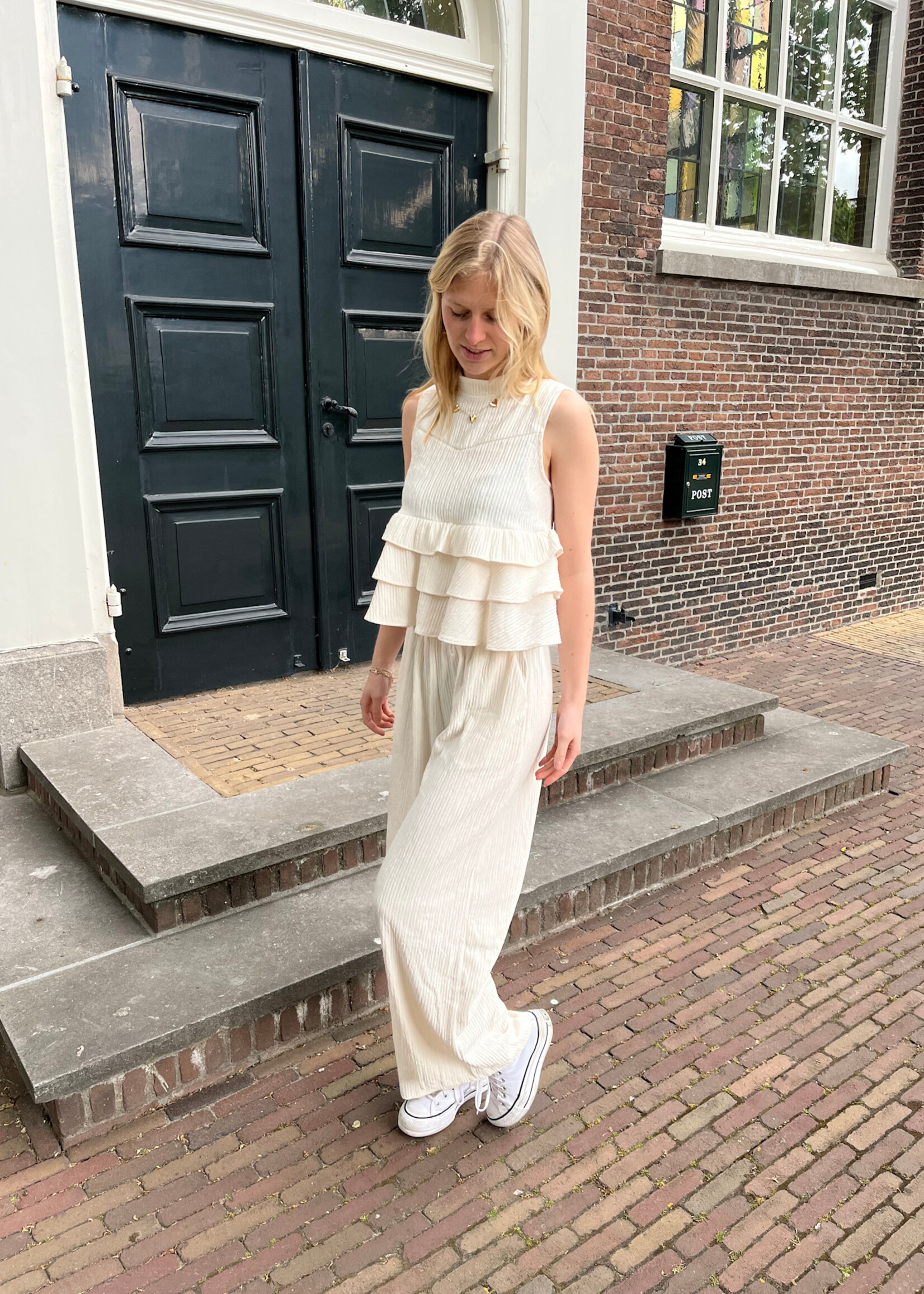 Flo Boutique Top July Beige