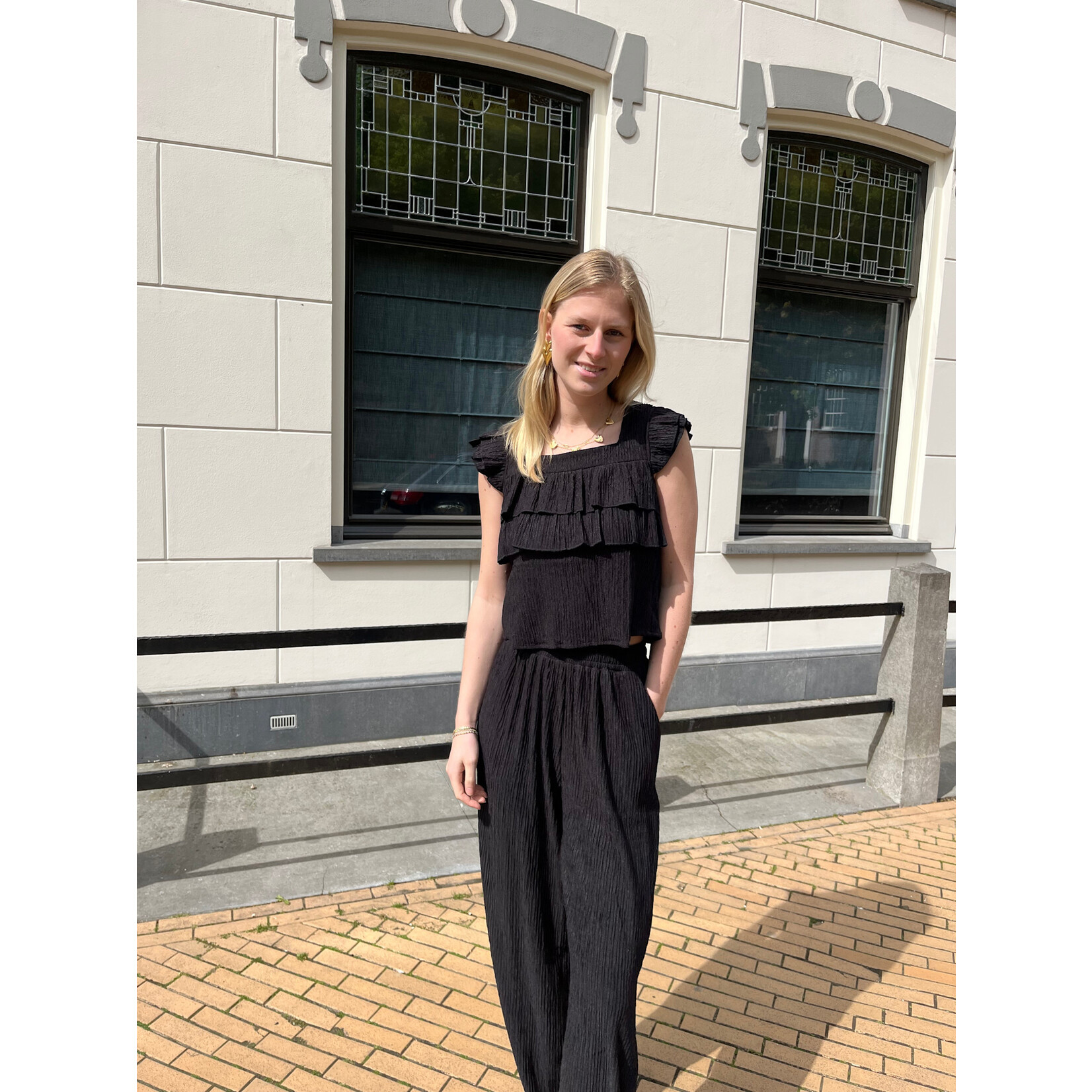 Flo Boutique Top Juul Black
