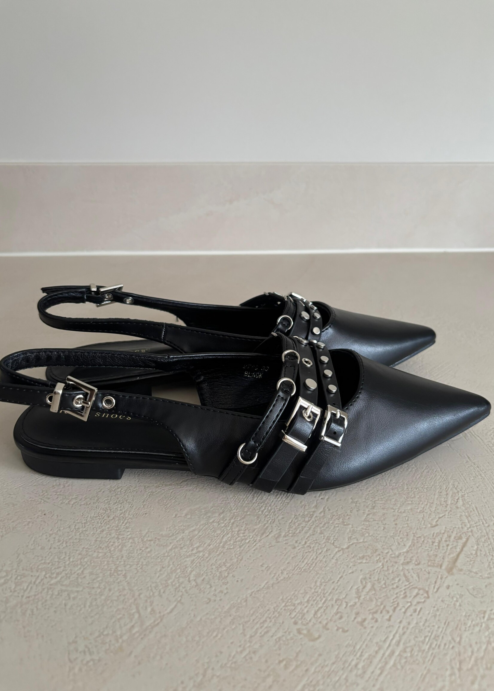 Flo Boutique Slingbacks black