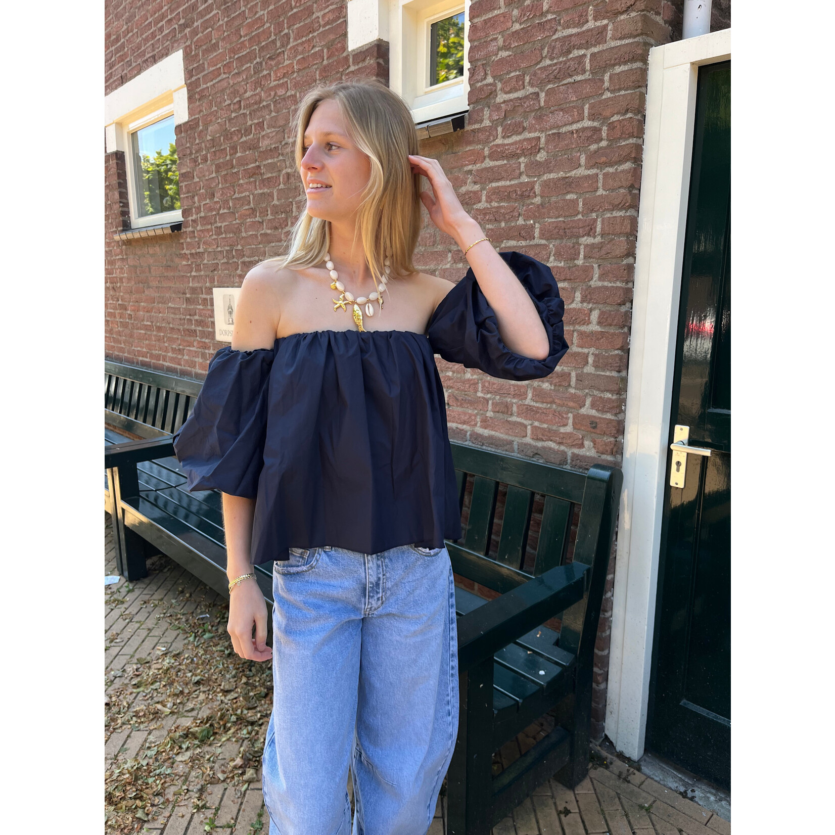 Flo Boutique Top Essie Navy
