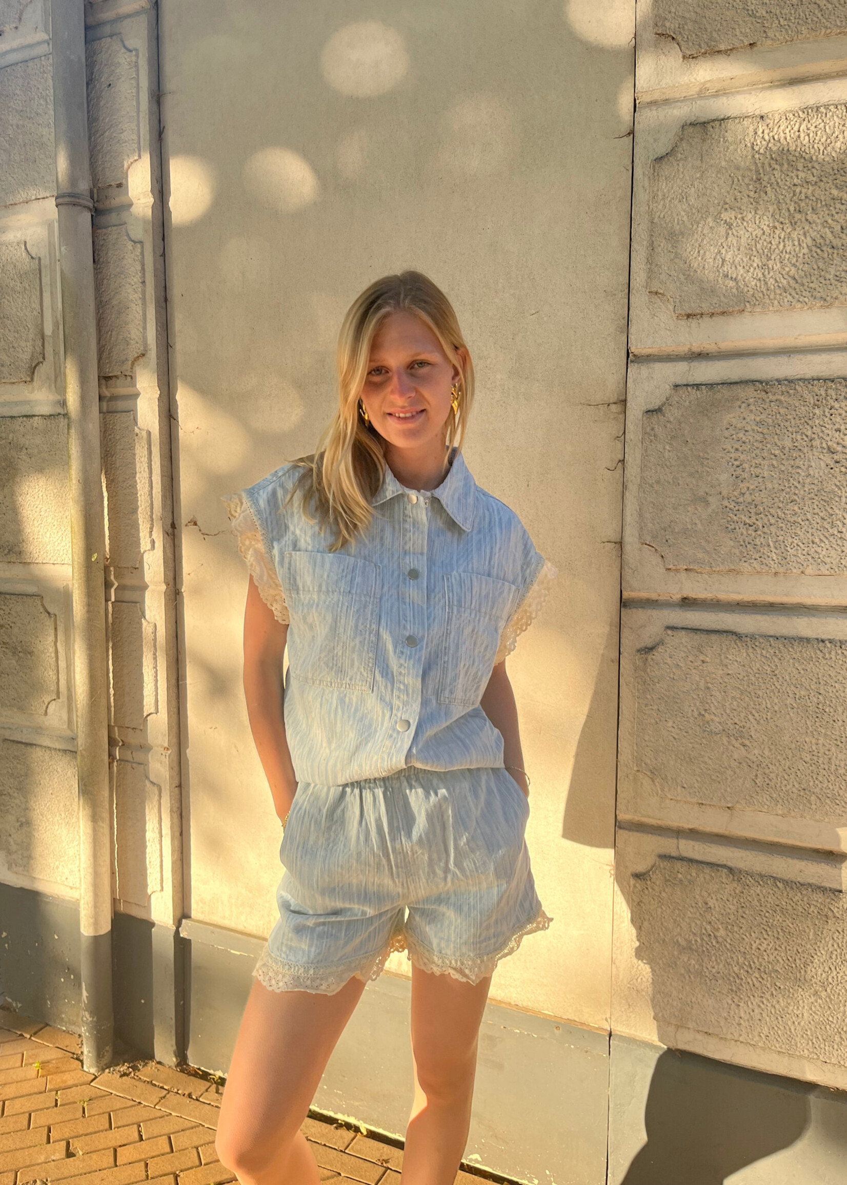 Flo Boutique Denim top Liv